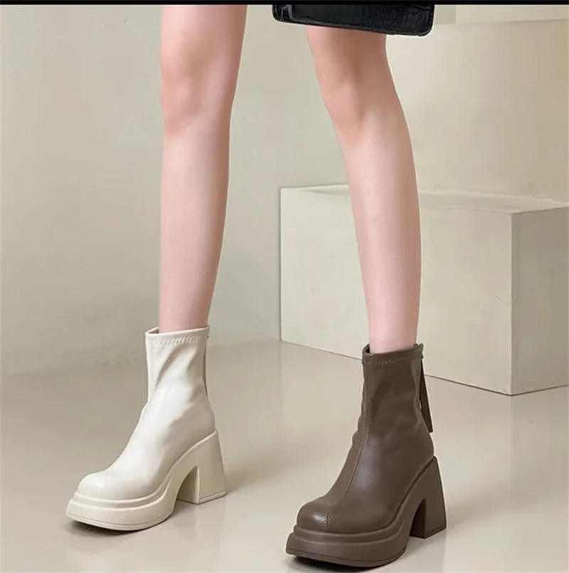 White short boots for women 2024 autumn new item popular online slimming look back zipper sponge cake thick sole slimming boots