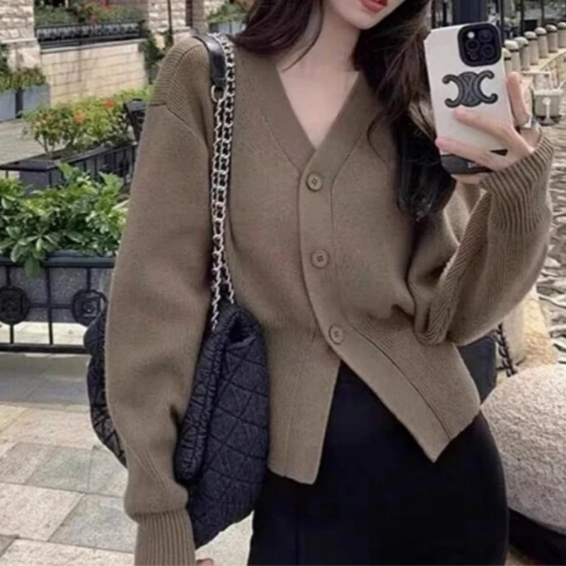 Unique And Niche Slim Fit Tops Knitted Casual Cardigan 2025 Autumn Winter Elegance Solid Color V-neck Sweater