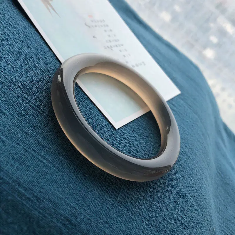 

Natural Ice Soot Chalcedony Agate Bracelet Women's Fat Round Bar Gift