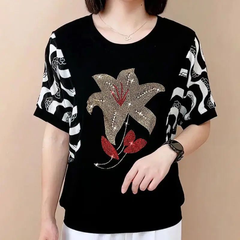 Fashion O-Neck Striped Spliced Diamonds T-Shirts Women's Clothing 2025 Summer New Loose Commuter Tops Batwing Sleeve Tee Shirt