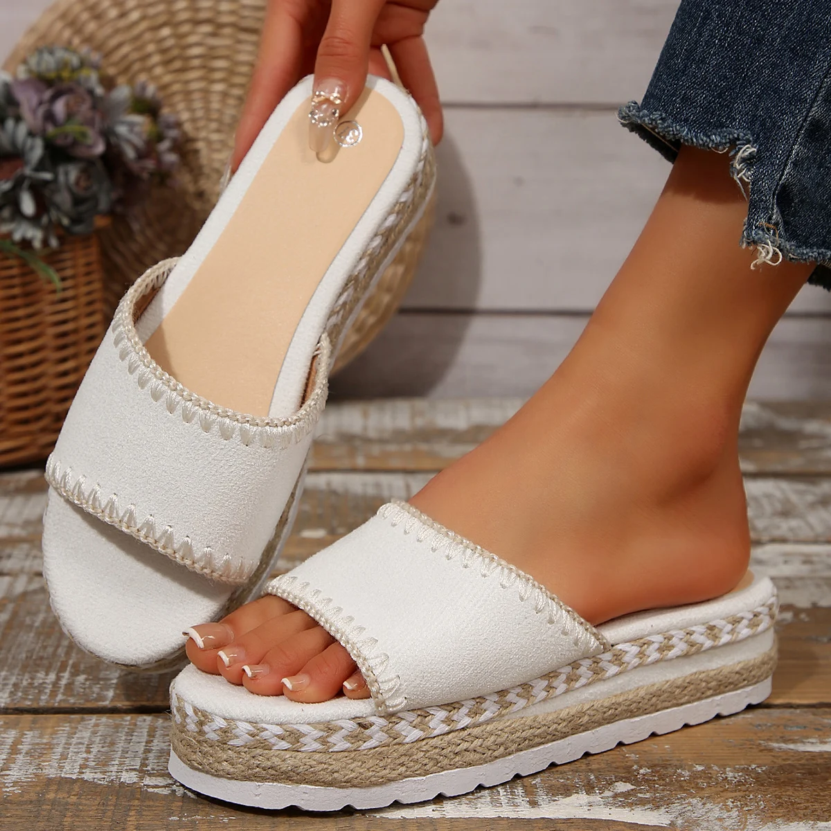 

Женские тапочки на платформе, туфли на высоком каблуке, сабо на танкетке, удобная трендовая обувь, базовые женские сабо, шлепанцы на танкетке, сандалии, слайды для женщин