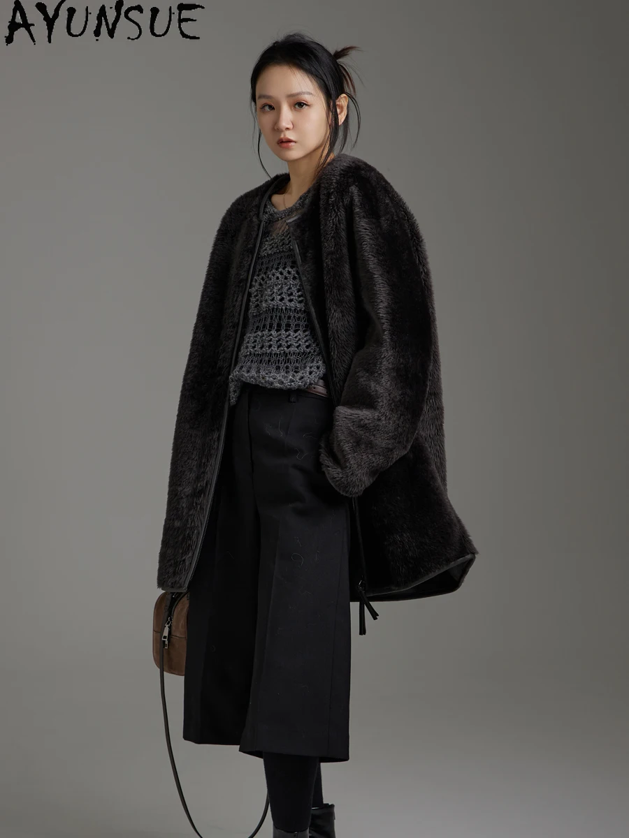 AYUNSUE Mantel Bulu Kulit Domba Alami Wanita Jaket Kulit Asli Asli Jaket Musim Dingin Pakaian Mewah Wanita Hangat 2025ба