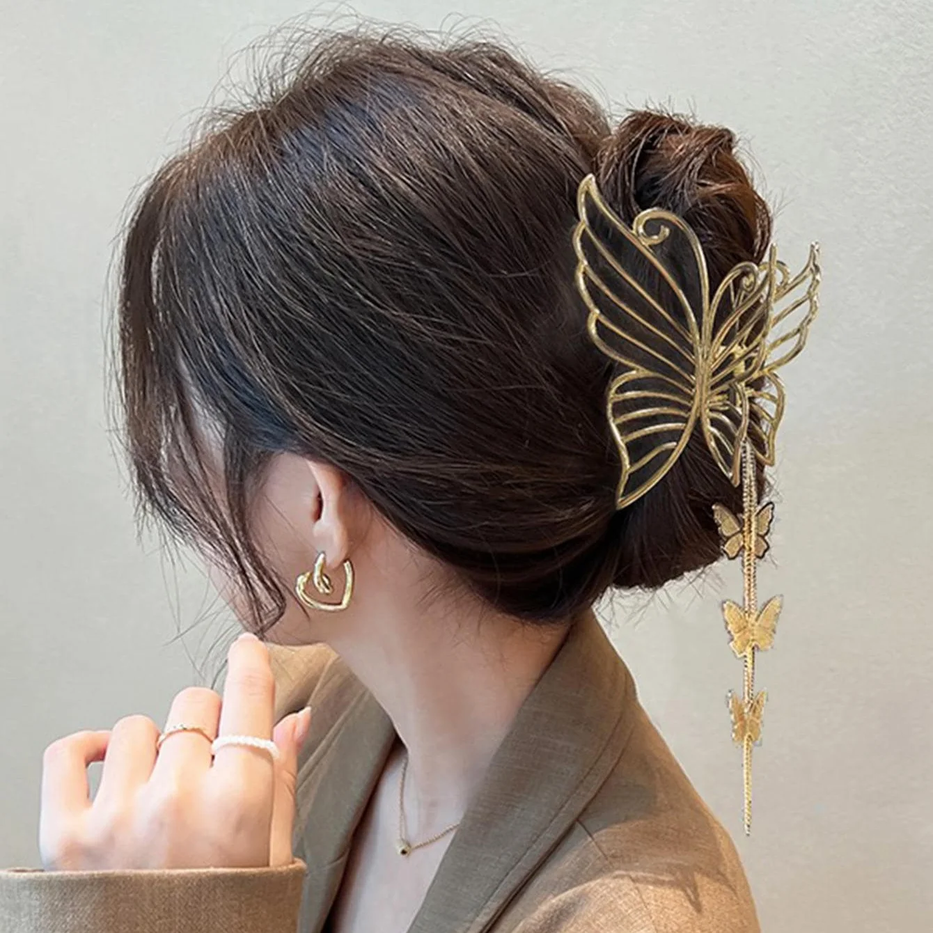 1pc Women Butterfly Design Fashionable Hair Claw For Daily Life Street