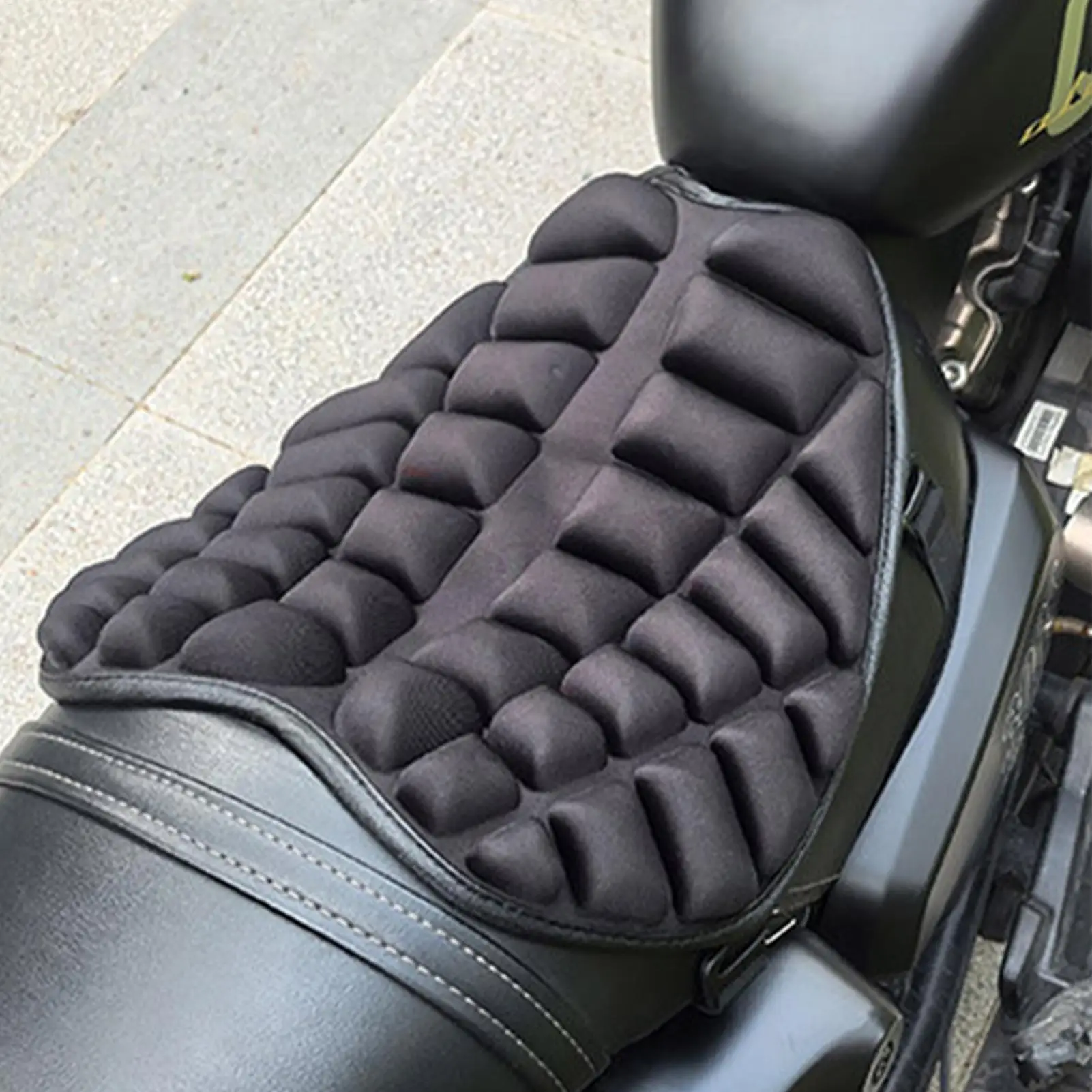 

Non-Slip Motorcycle Seat Cushion with Shock Absorption, Comfort Riding Pad for Men and Women Riders, Motorcycle Accessories