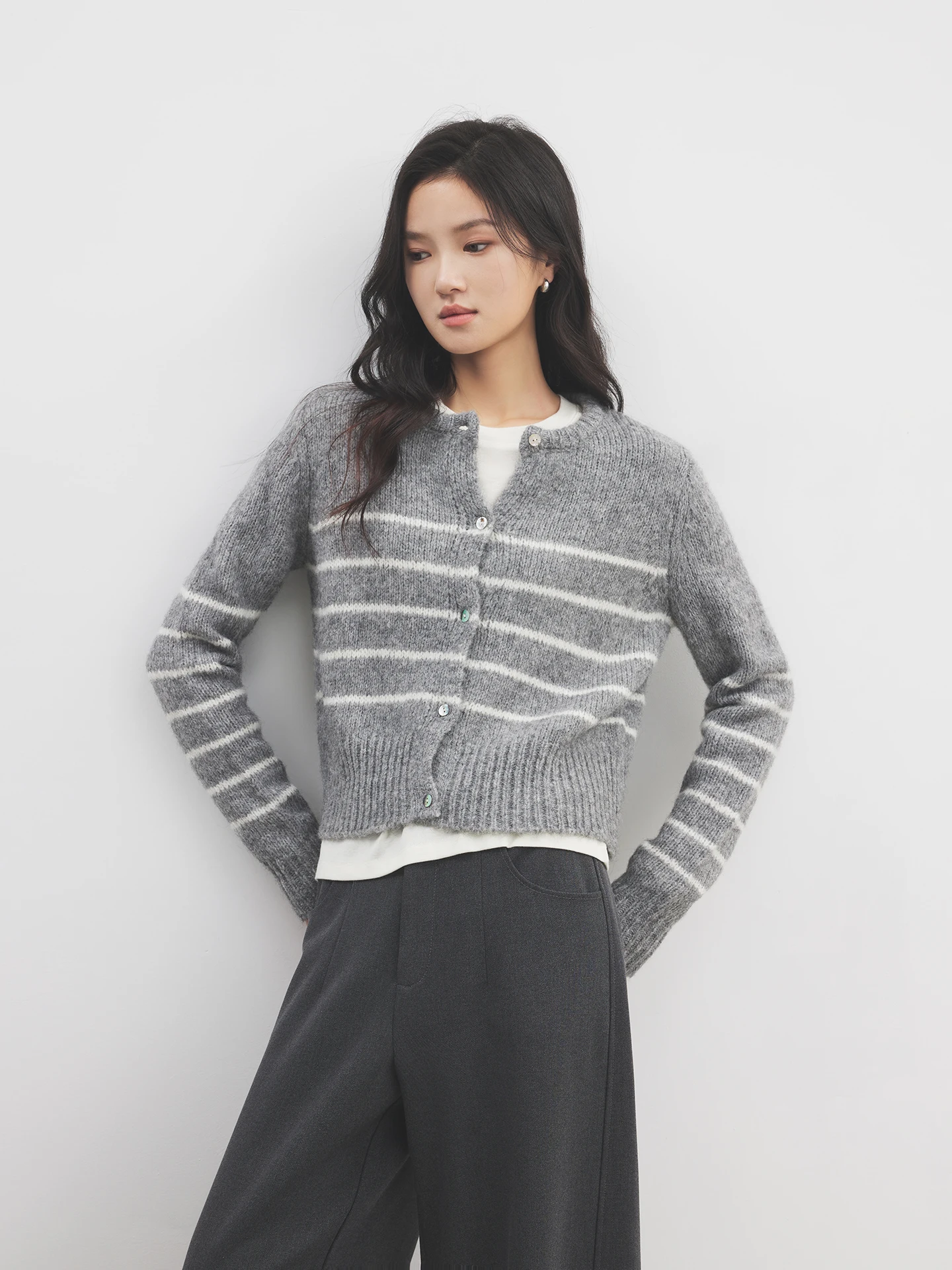 

Женский кардиган Annata из смесовой шерсти в полоску, круглый вырез, крупная вязка, весенний, ранний сезон, повседневный, прямой крой, топ