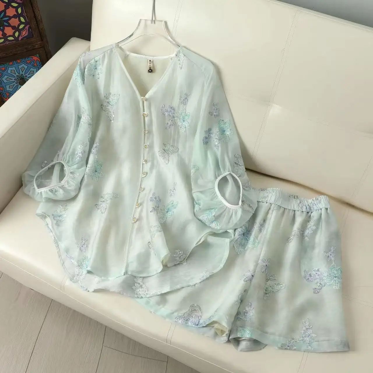 

2026 New Chinese National Women's Clothing Embroidered Shirt Set Cardigan Top Shorts