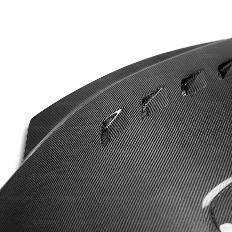 For RC F 5.0 2015-2021 Carbon Fiber Hood/Bonnet Carbon Black New Condition Bolt-On Installation Clips Lightweight Design