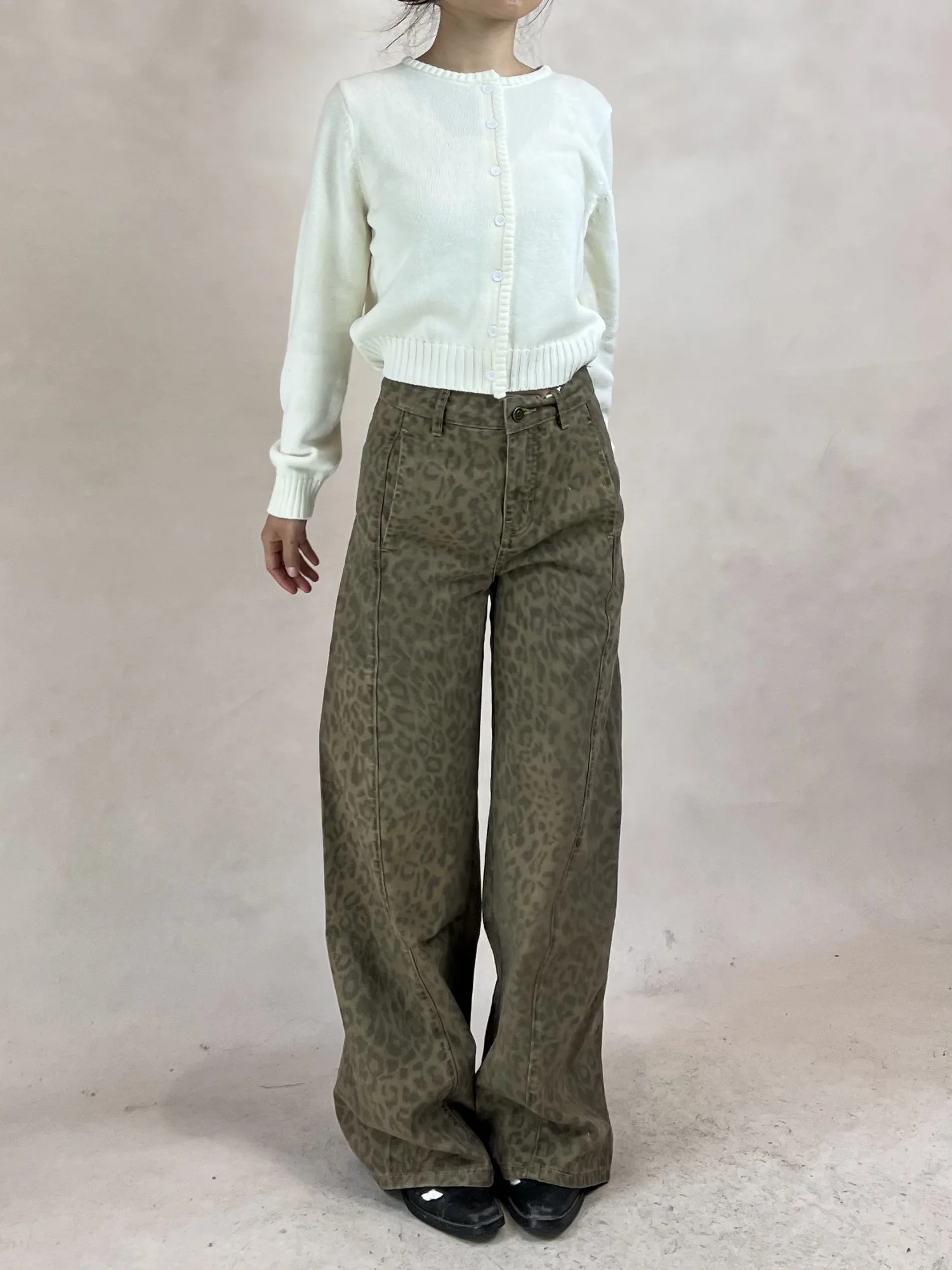 

Модные женские джинсы с высокой талией, широкими штанинами и прямым кроем, с леопардовым принтом, зимняя новинка