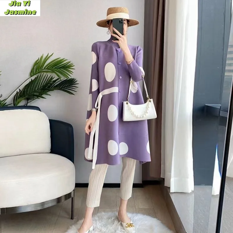 

2024 Spring and Autumn Single Breasted Stand Up Collar Light Mature Printed Wave Point Folded Ladies' Windbreaker Coat