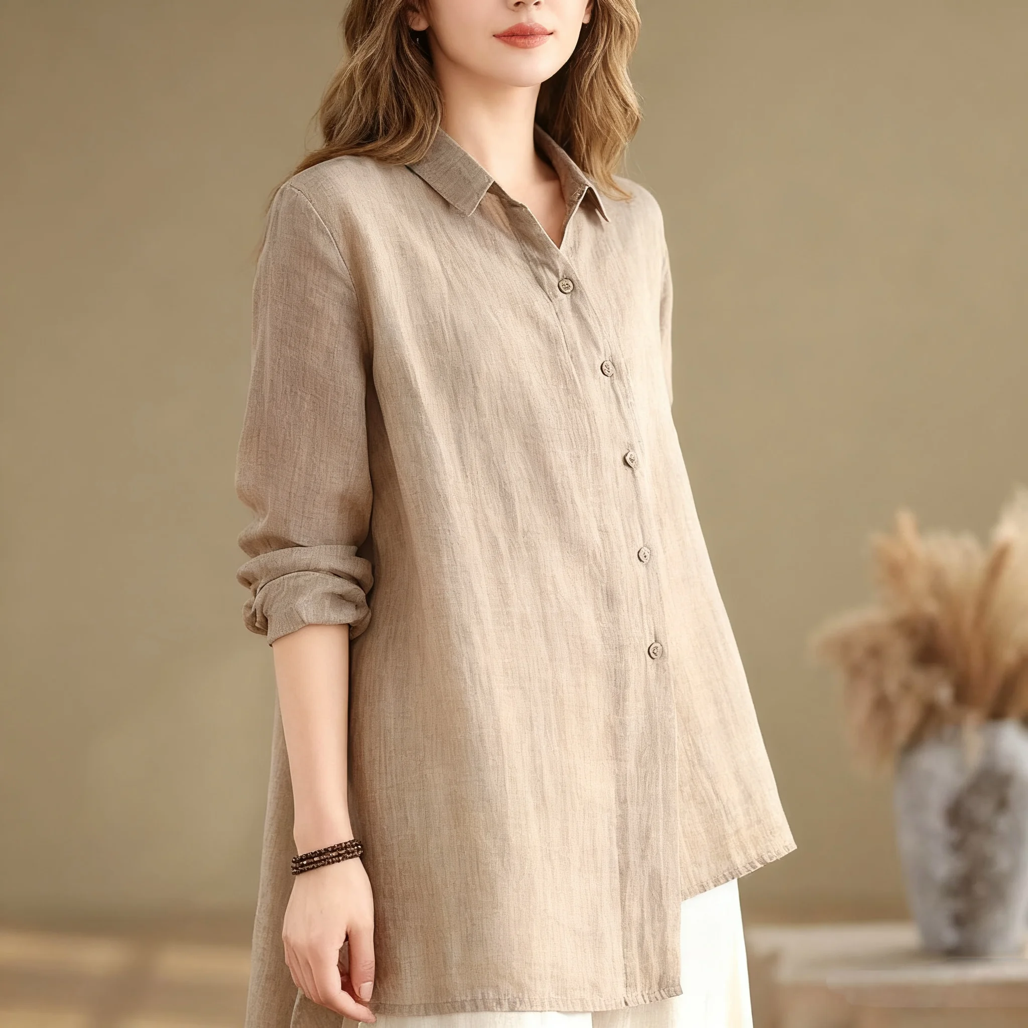 【เสื้อโอเวอร์ไซส์】(40-150 กก.) เสื้อผู้หญิงฤดูร้อน ผ้าฝ้ายลินิน ไซส์ใหญ่ แขนยาว คอปกเรียบ เสื้อแฟชั่นสไตล์พื้นฐาน