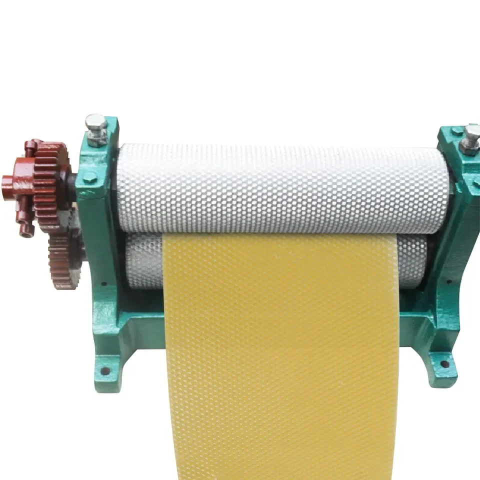 

Beekeeping Equipment Beeswax Foundation Sheet Making Machine Roller Beeswax Machine