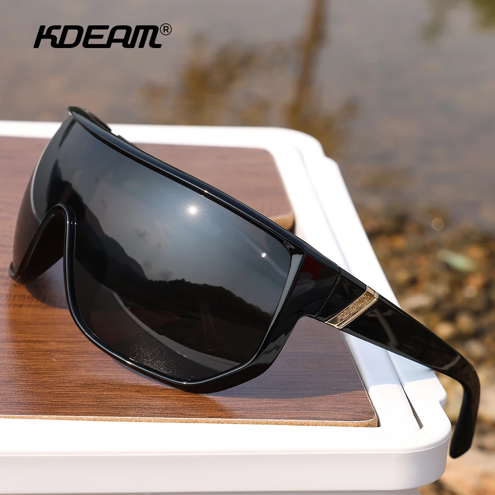 KDEAM Men's Cycling Sunglasses Sports Polarized Glasses Wide-Angle Goggles Riding Sunglass With Carrying Zipper Case