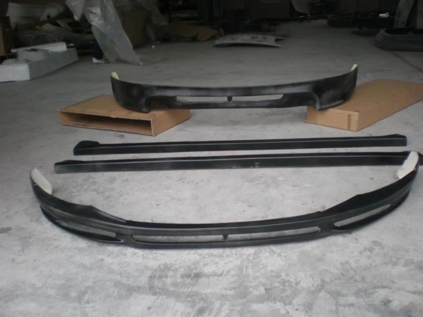 

PU Material Front Rear Lip Side Skirt Assembly For Chevrolet Cruze 2009-13 modified Auto Accessories