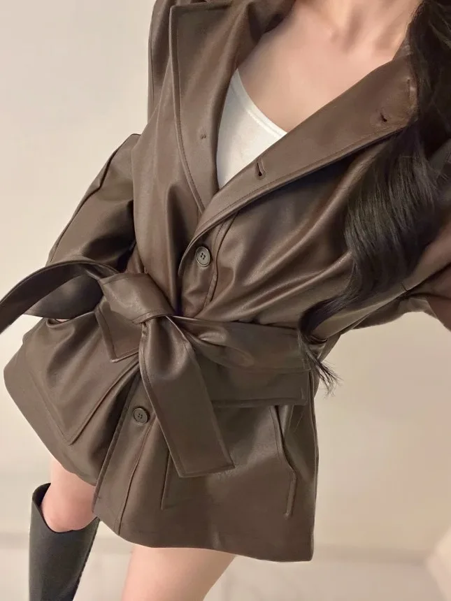 패셔너블 시크 롱 스탠드 칼라 PU 가죽 재킷 여성용 2025 트렌디 스트리트웨어 한국 스타일 레귤러 핏 롱 코트