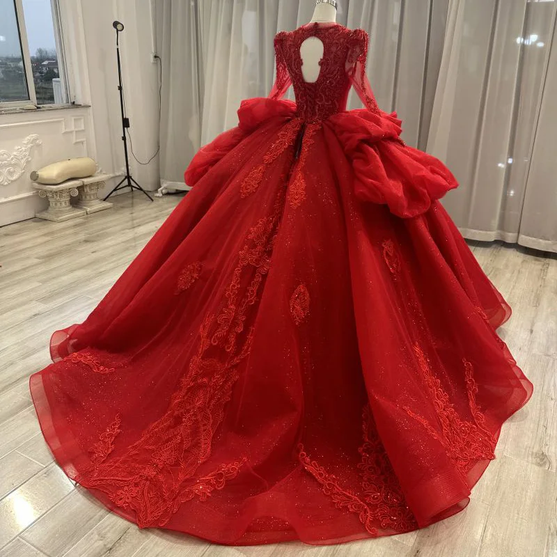 Wine-red one-shoulder lantern sleeve cloud cake wedding dress