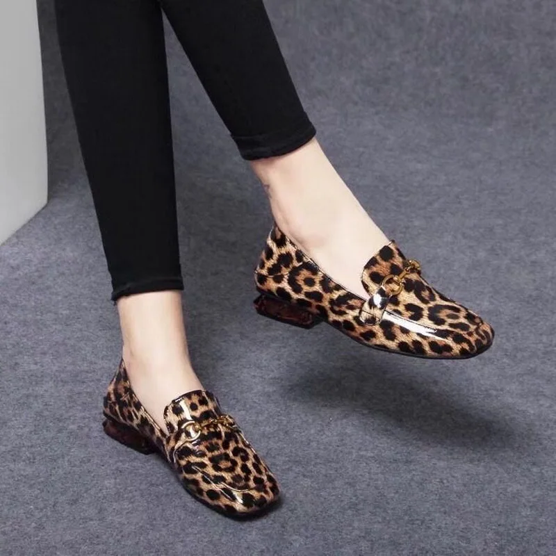 FHANCHU 2023 New Women Low Heels,Fashion Office Work Leopard Shoes,Slip On Loafers,Pointed Toe,British Style,Dropship