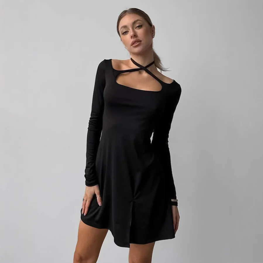 

French Retro Black Square Neck Long-sleeved Dress 2026 Spring New Simple Split Bottom A-word Skirt Women's Clothing