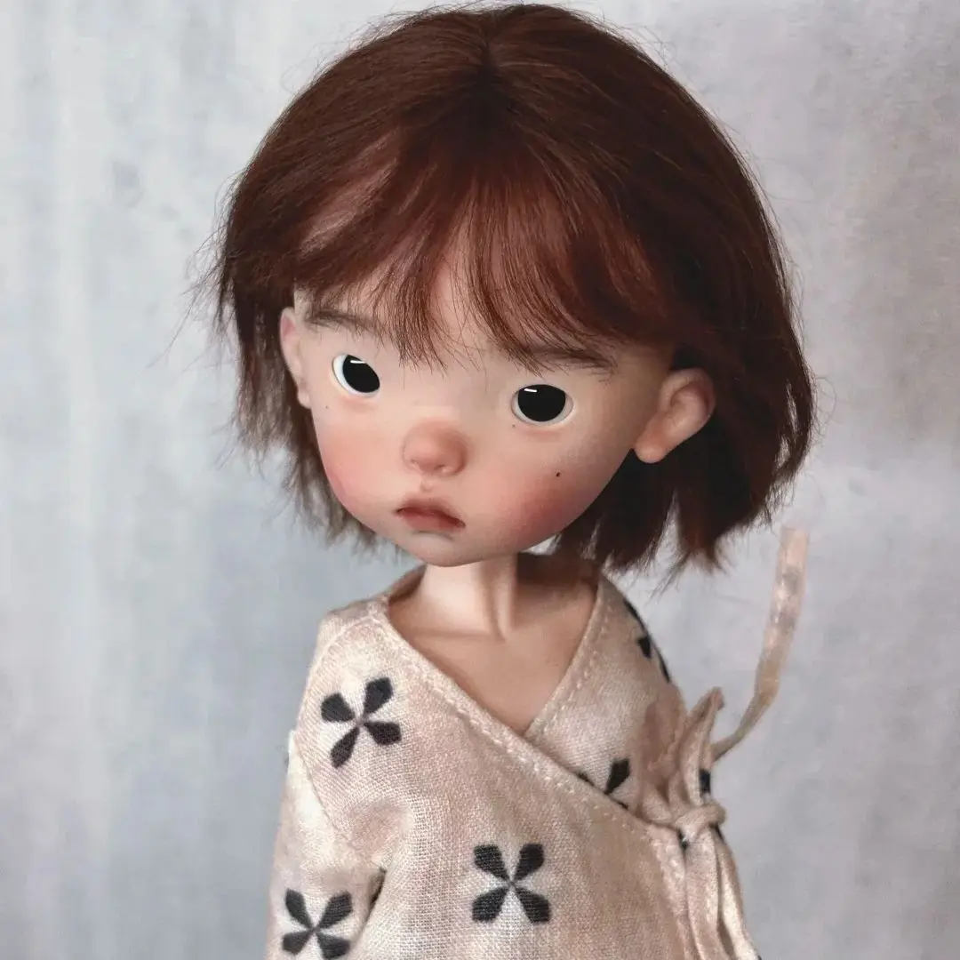 

25cm Jointed Resin Baby Doll 1/6 Scale SD BJD Girl Big Eyes Moveable Joints Small Cloth Body Free Shipping