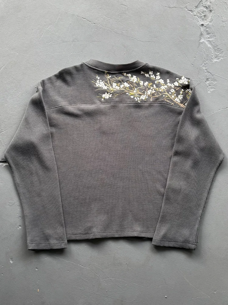 

HOUZHOU Gray Embroidery T-Shirts Women Vintage Oversized Long Sleeve Tees Harajuku Gothic Retro Basic Loose Casual T-Shirts