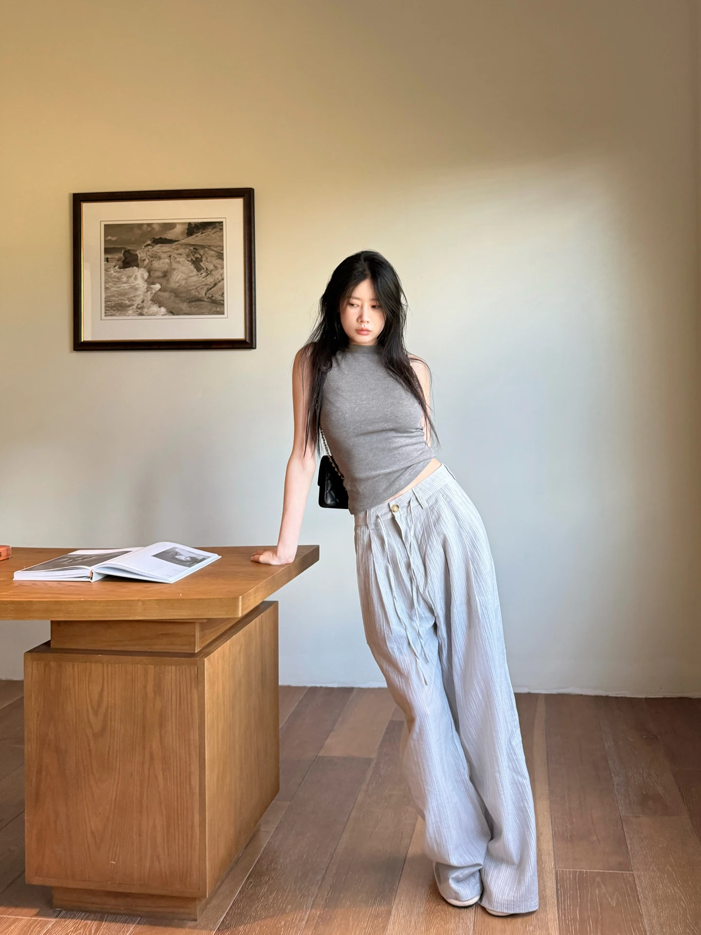 

Matou ey f High Collar Svel Vest And Casual Pants Set Women's Striped Pleated Thin Long Trousers Faionable Summe...