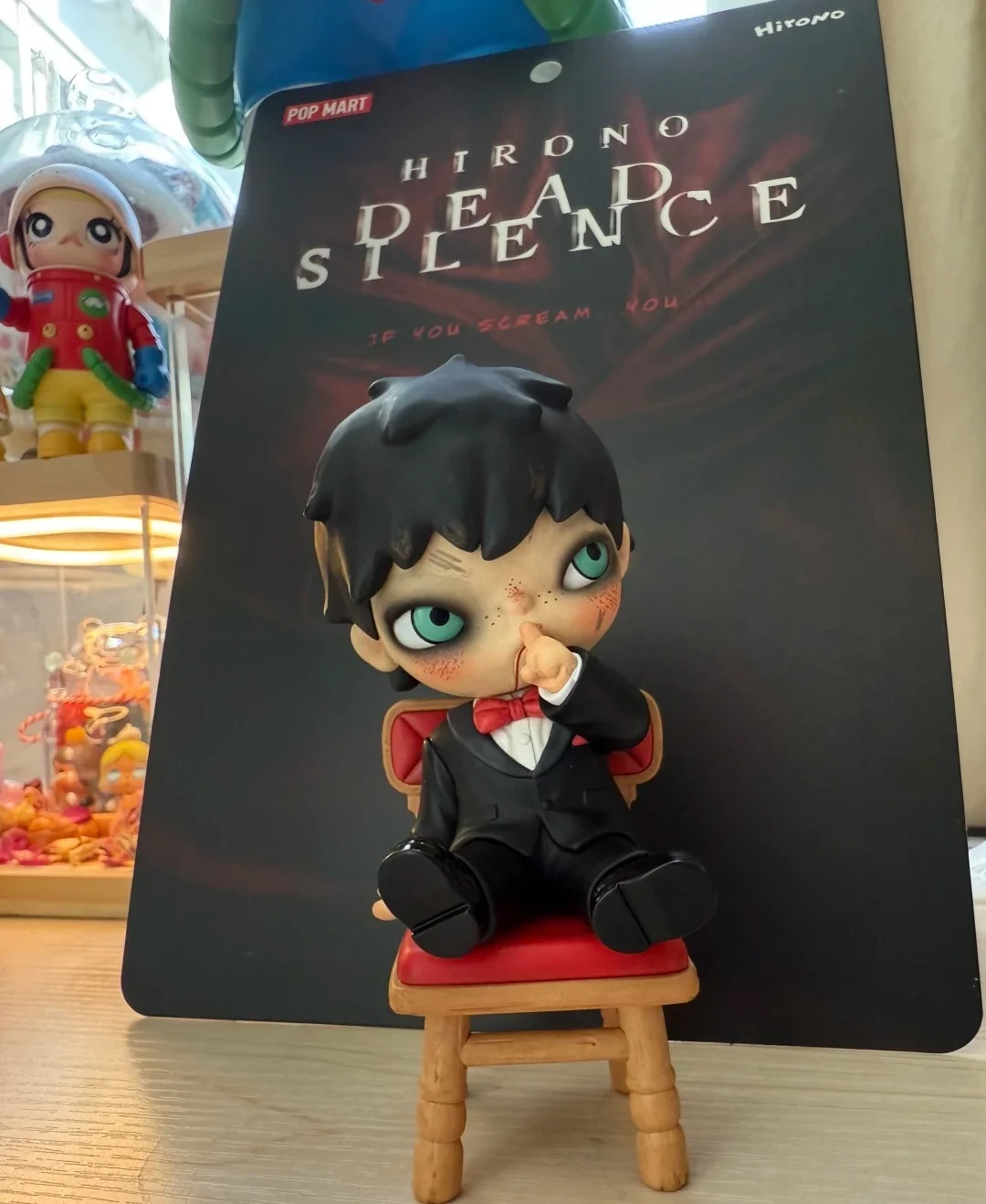 POPMART ヒロノ × デッドサイレンス フィギュア 限定版 ハンギングカード アクションキャラクター おもちゃ かわいいフィギュア サプライズギフト コレクション