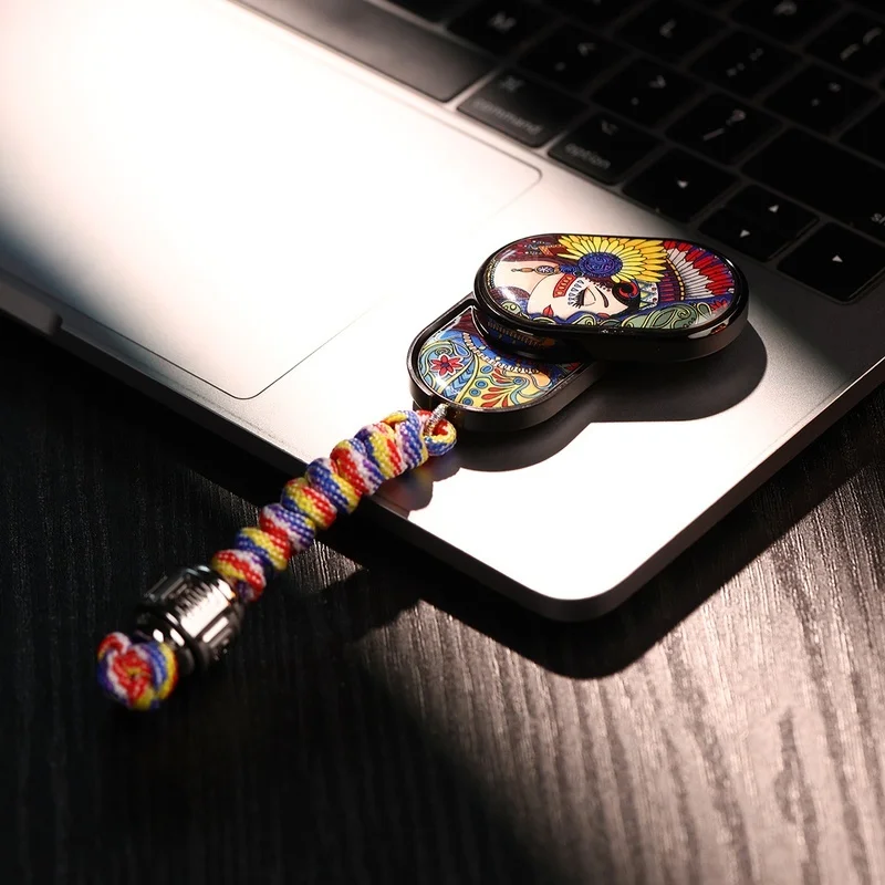 Indian Girl Ritmische Mechanische Duwplaat Metalen Edc Stressverlichtend Speelgoed Met Mes Hanger Fidget Spinner Voor Stress Relief