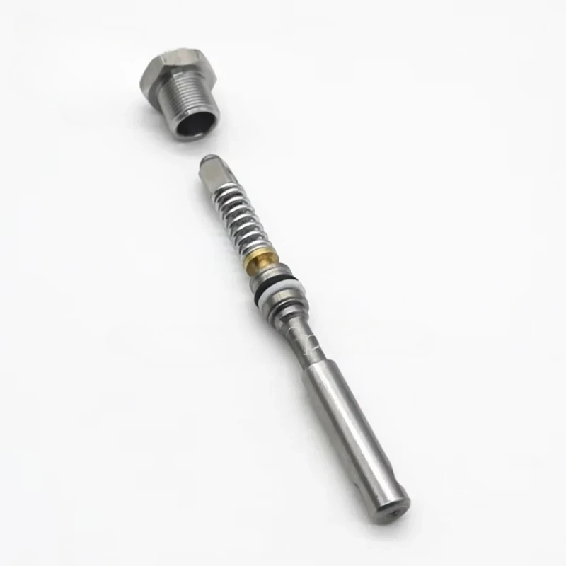 طقم إصلاح مسدس رش بدون هواء من توبسبراي 235474   لمسدس فليكس فضي بالإضافة إلى مسدس رش بدون هواء