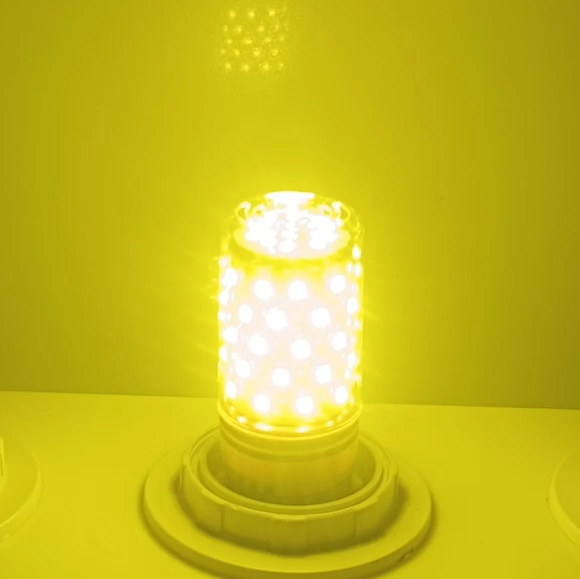 

Золотисто-желтые светодиодные кукурузные фонари 12 Вт 16 Вт E27 E14 B22 Лампы для вечеринки, свадьбы, Хэллоуина, Рождества, Дня святого Валентина, IP44 120 В 220 В