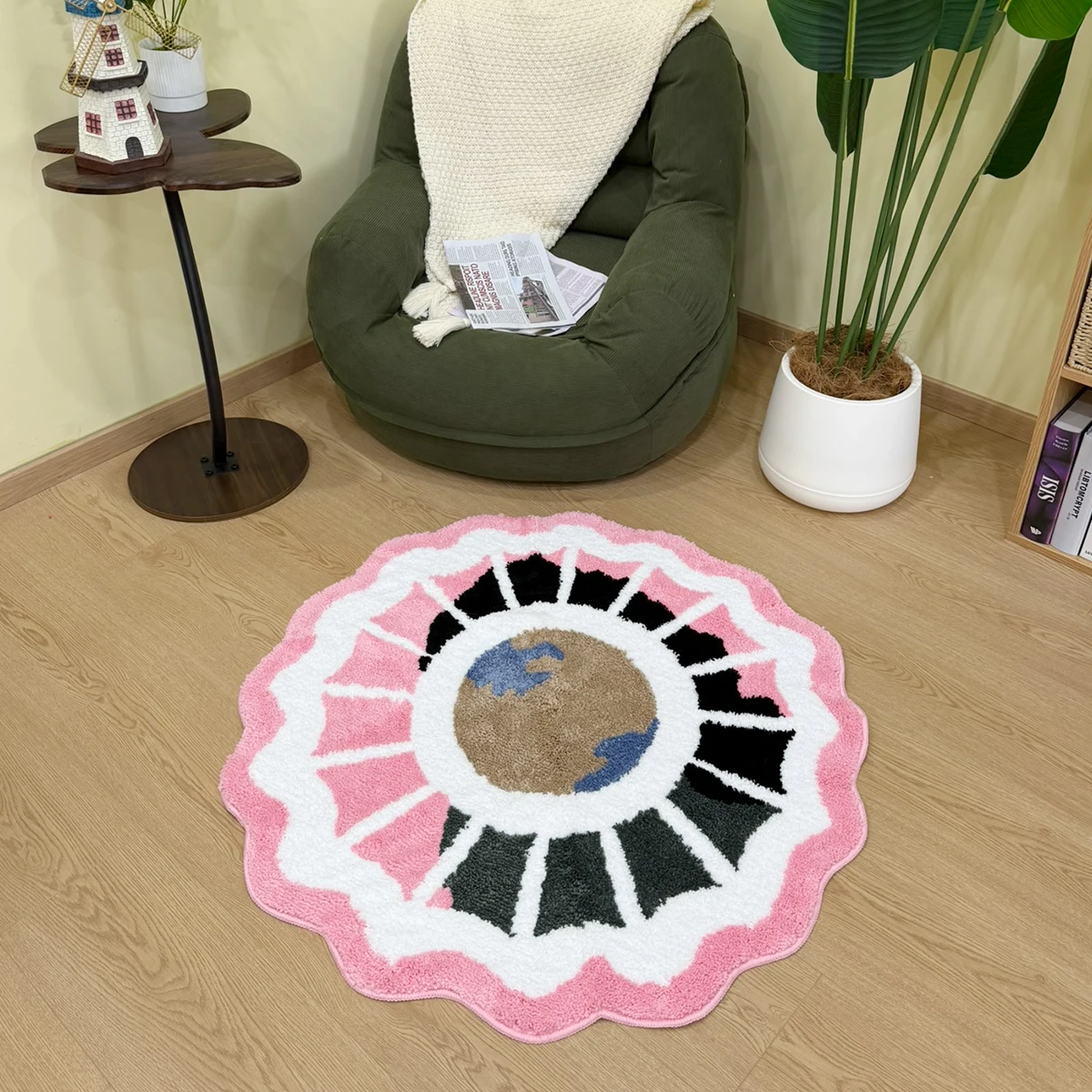 Kreativer getufteter Teppich mit Globusmuster, Farbblock-Fächerkante, flauschiger Teppich, künstlerische Dekor-Bodenmatte für Schlafzimmer und Wohnzimmer – Detail 8