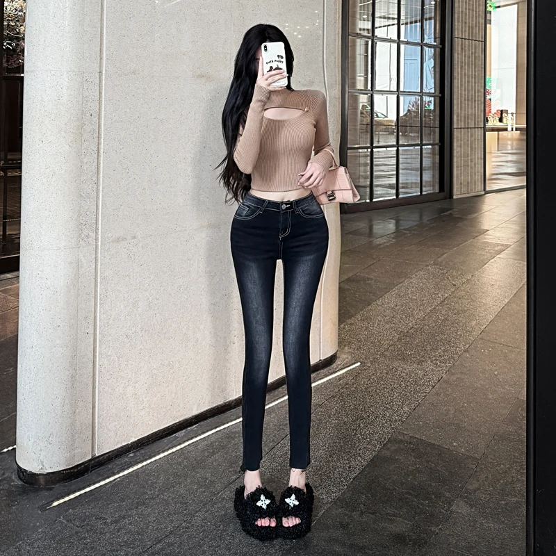 Retro Washed Nine-Tenths Slim Fit Denim Pants High Waist Cotton Blend Comfortable Breathable High Elasticity Straight Leg Jeans