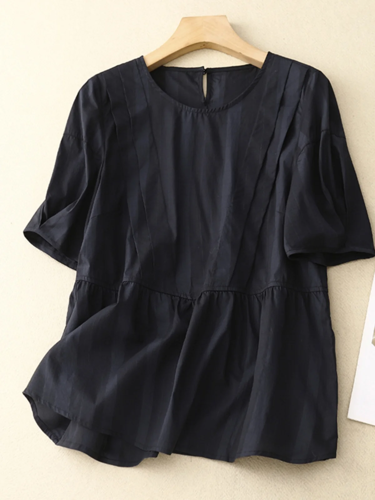 

Летняя женская футболка Tagl Brand Doll из чистого хлопка в клетку с коротким рукавом и круглым вырезом в корейском стиле для повседневной носки (не сезонная коллекция)