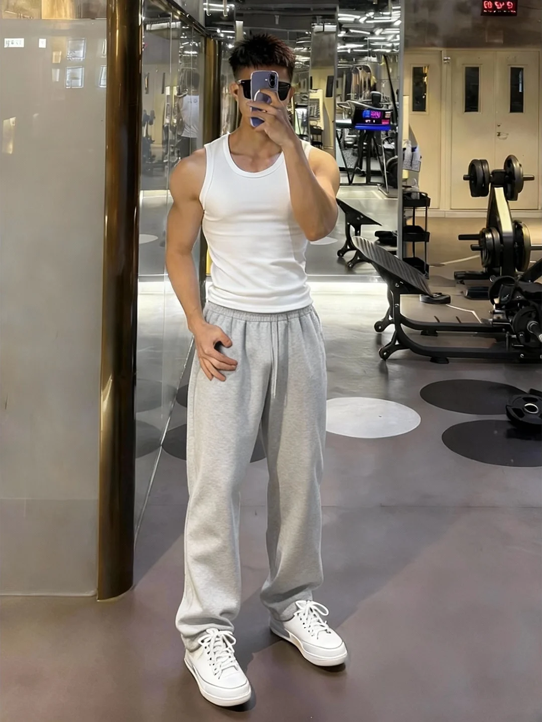 

Светло-серые спортивные брюки в американском стиле для мужчин, утепленные флисом, прямого кроя, из плотной ткани, с эффектом драпировки, Cleanfit