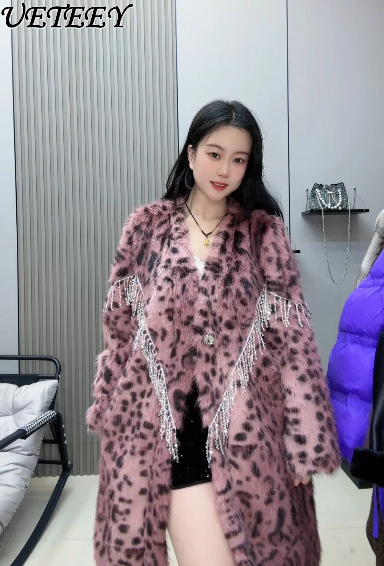 2025, Winter Neue Leopard Print Pelz Mäntel Mode Schwere Handwerk Quaste Verdickt Warme Luxuriöse Flauschigen Mantel Weiblichen Langen Pelzmantel