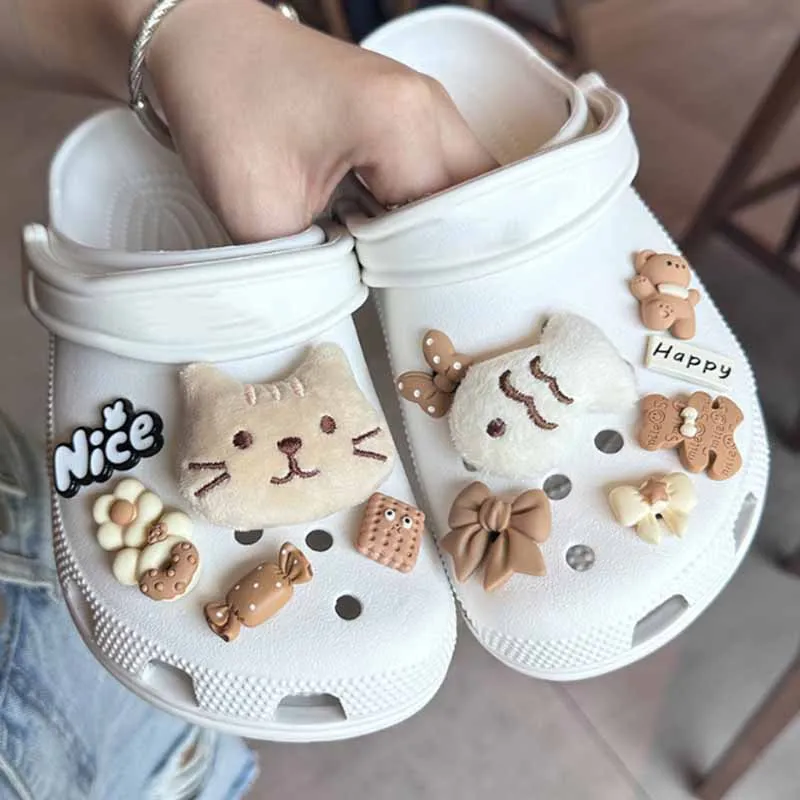 MINISO Disney Hello Kitty Cartoon Fish Cookie Tom and Jerry Shoe Charms Accessories Clog Sandals Decorations Favor Gift