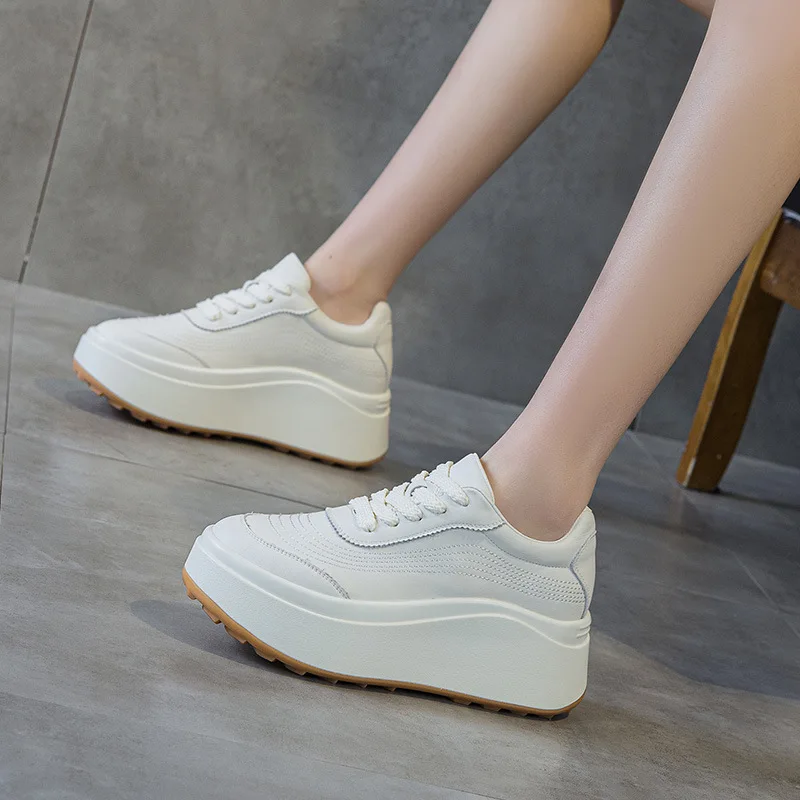 2026 Apring Chunky Sneakers Women Soft Sole Running Shoes Fashion Casual Cowhide Breathable Height Increased Platform Shoes