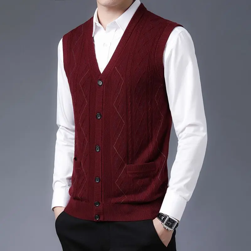 

Men's Wool Cardigan Vest Sleeveless Loose Argyle V Neck Button Up Waistcoat with Pockets Spring Autumn Knitwear Casual Outdoor