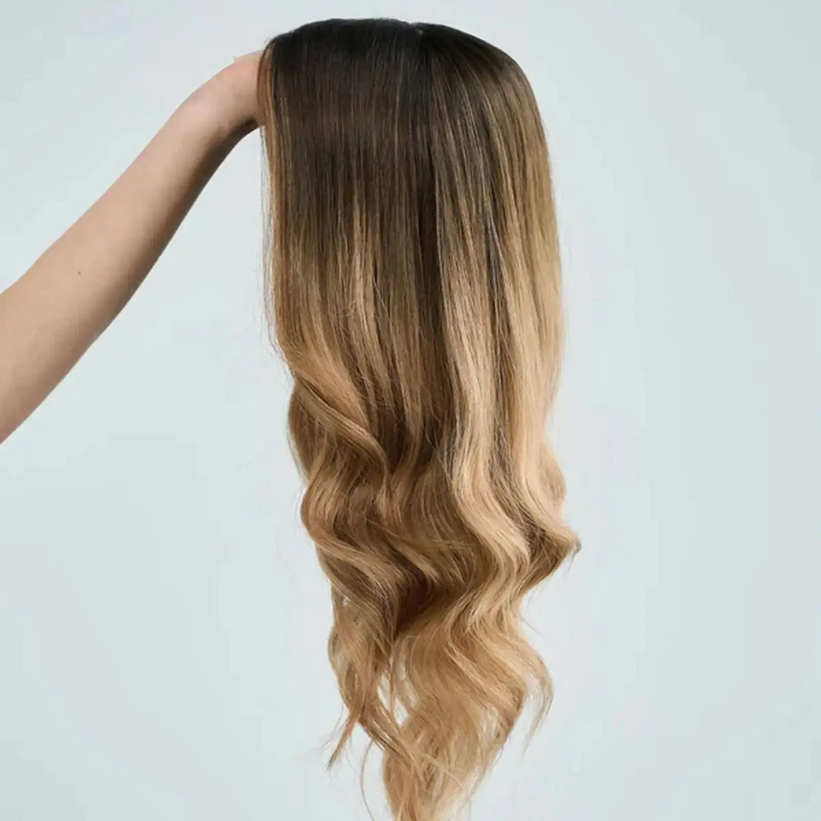 

Ombre Карамельный Коричневый Брюнетка Роскошный Синтетический Парик Фронта Шнурка Бесклеевой Парик для Женщин Свободные Волны Средней Длины Парик Высокого Качества