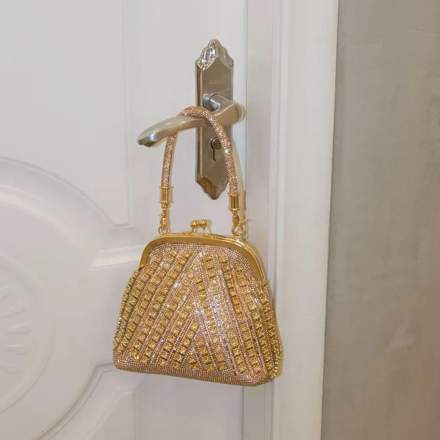 Luxury Rhinestone Evening Bags for Women Shell Handbags Candy Color Diamonds Shoulder Crossbody Bag NEW Party Wedding Clutch NEW