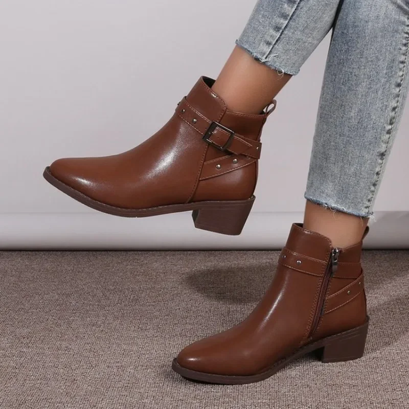 

New Chelsea Boots Women 2023 Fashion Temperament Low Heel Boots Trend Pointed Ladies Shoes Classic Ankle Booties Botas De Mujer