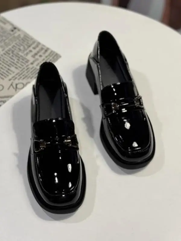 

Женские лоферы, новинка весны 2024, нескользящие туфли на каблуке, удобные Work oes Briti Sle, с круглым носком, на ультразамшевой подкладке, R...