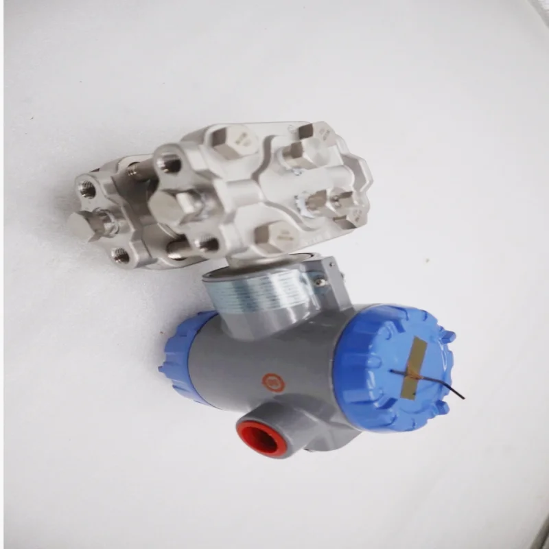 

Brand new original pressure transmitter STD725-E1AC4AS-1-A-AHS-11S-A-00A0 STD820-E1AC4AS-1-0-AHB-11S-A-00A0
