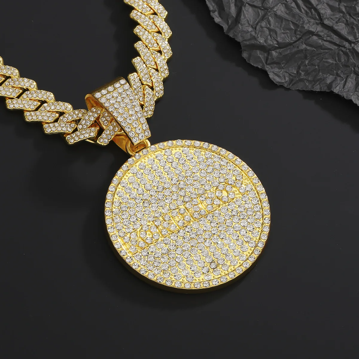 New Hip Hop Full Diamond Round Pendant Necklace Trendy Street Sweater Chain Men's Cuban Chain Neck Chain