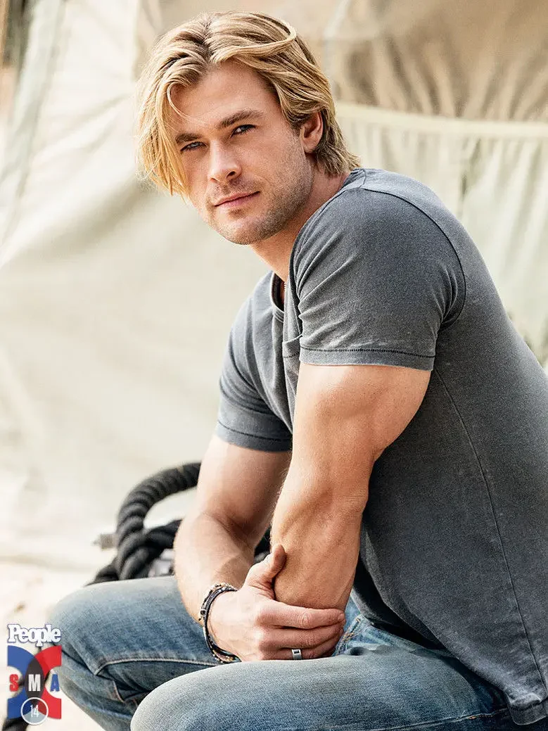 Home Decor Chris Hemsworth Actor Star-Silk Art Poster Wall Sicker Decoration Gift