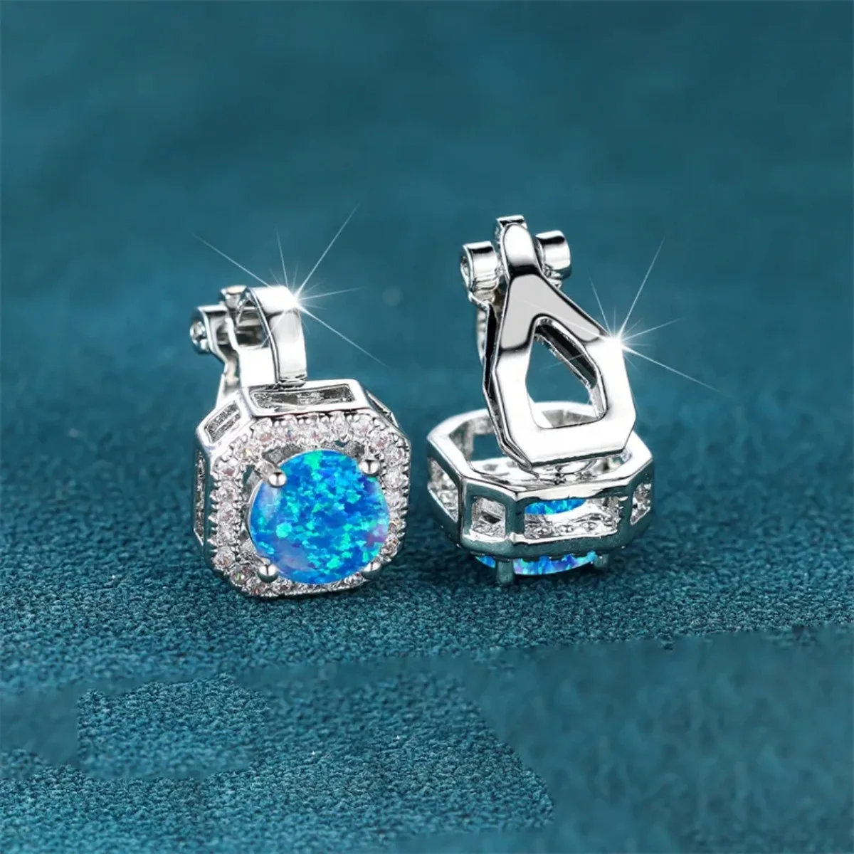 Female Cute Small Clip Earrings White Zircon Round Stone Earrings For Women Vintage Silver Color Crystal Jewelry Bridal Earrings image 2