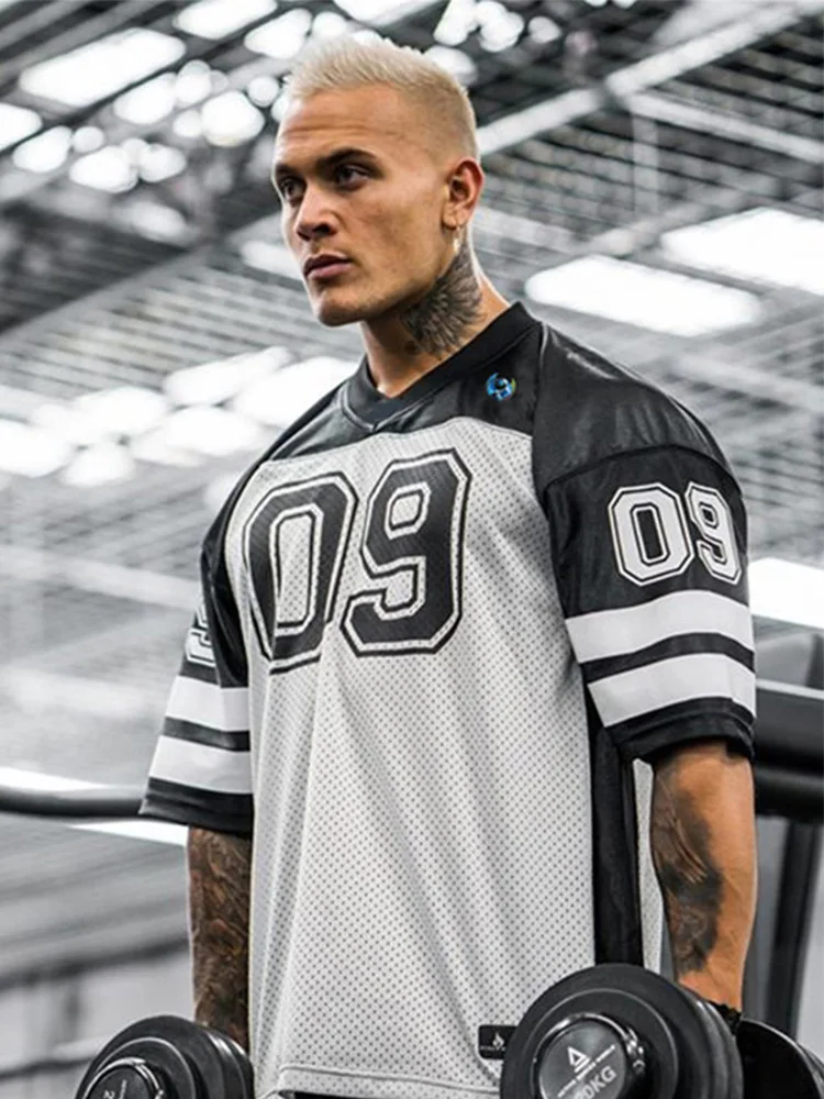 

NEW Brand Men tshirt Quick Dry Breathable T-shirts men Soccer Jersey Shirt sports Loose Bodybuildi t-shirt Size M-XXL