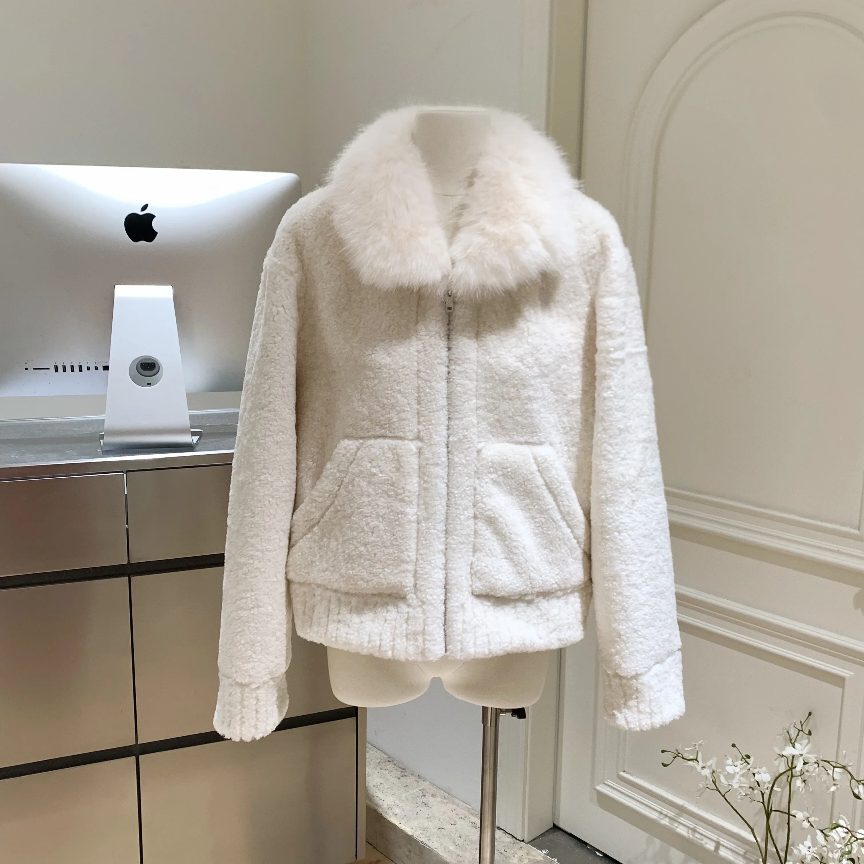 

Women's Autumn Winter Faux Fur Collar Long Sleeve Faux Wool Jacket Lady Fluffy Faux Fur Thick Warm Outwear Top