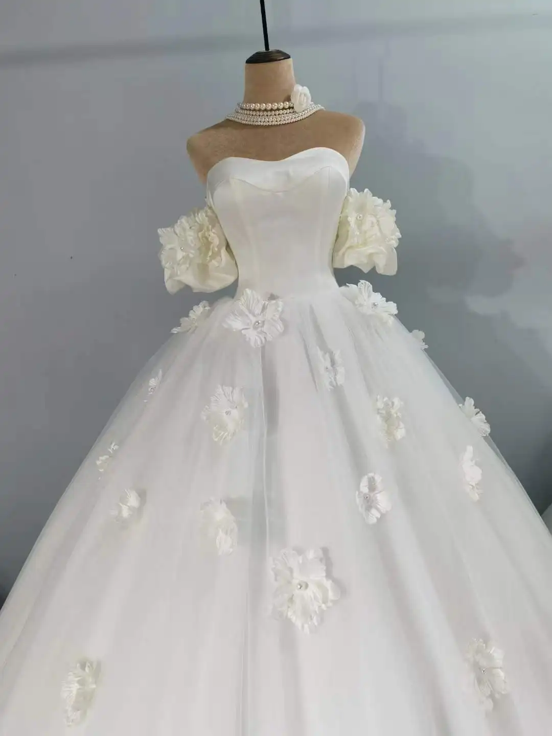 CloverBridal ซาติน + Tulle ดอกไม้เจ้าหญิงชุดเจ้าสาวชุดที่กำหนดเอง Sweethear 2022ความยาว Vestido De Novia WW8279