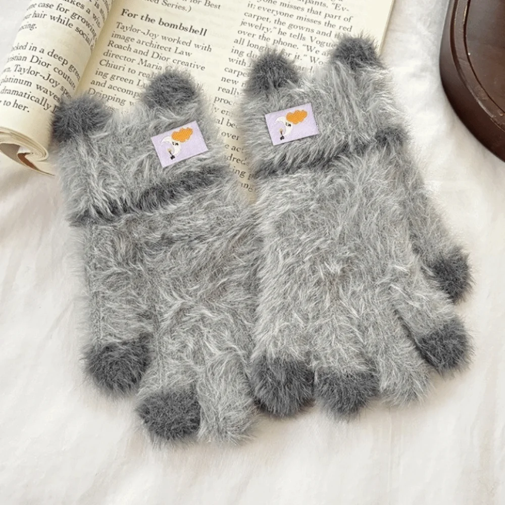 زوج من قفازات الأطفال الصغار تشبه المنك، مادة الشعر الطويل 3-8 سنوات، قفازات حماية من البرد، قفازات سميكة ودافئة للأطفال