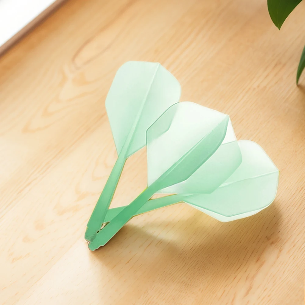 

Набор мягких дротиков (3/15/30/60 шт.): интегрированные пластиковые дротики с перьями и наконечниками. Спортивное снаряжение для дартса.