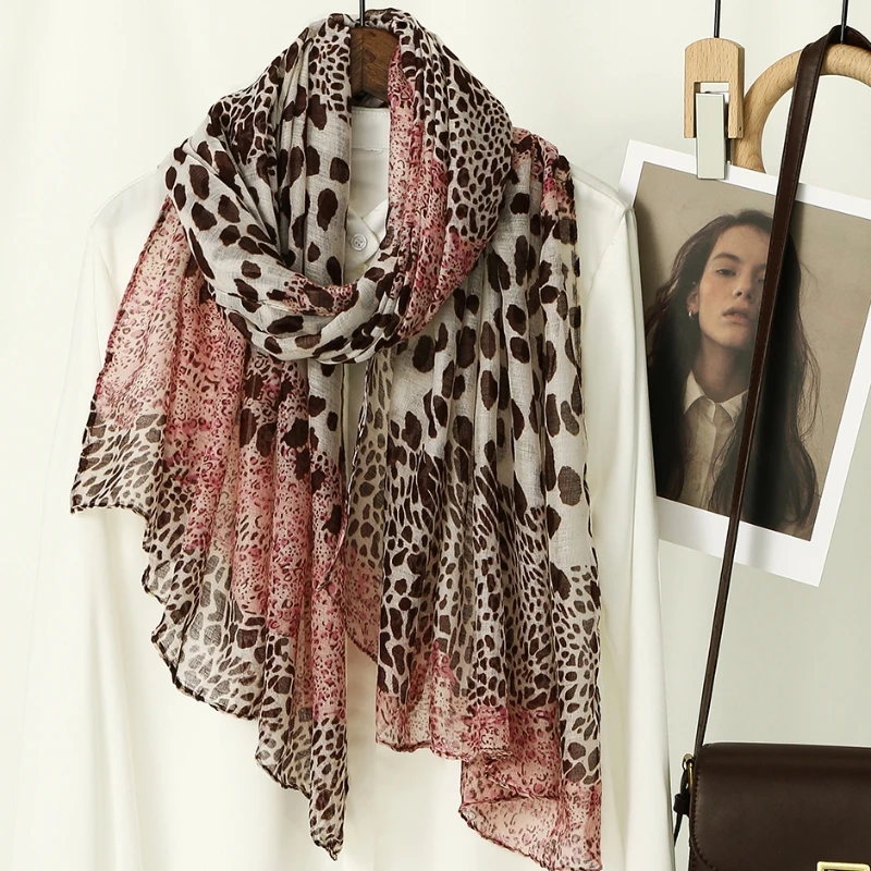 

180*80cm Leopard Printed Voile Hijab Scarf Women Soft Cotton Viscose Shawl Luxury Floral Printed Stoles Summer Beach Towel